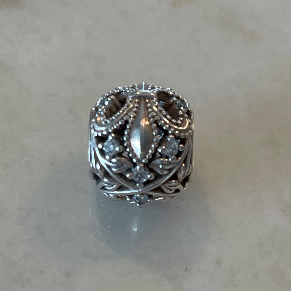 Pandora Fleur de Lis Sparkly Silver Charm